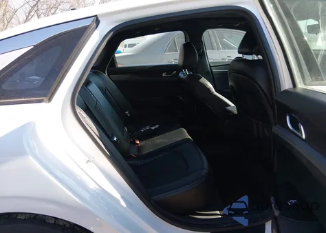 2022 Kia K5 Gt-Line from USA, damaged, VIN 5XXG64J24NG084950